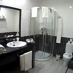 Turisticos Mirayuste Apartman