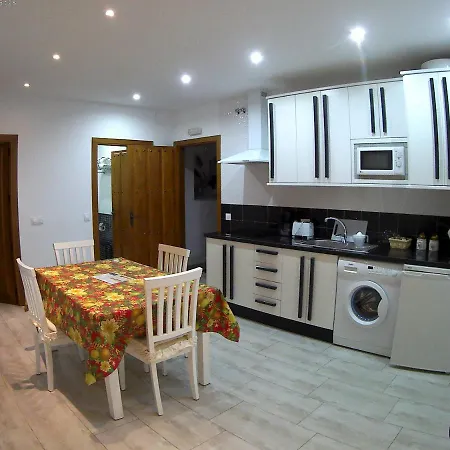 Apartman Turisticos Mirayuste *