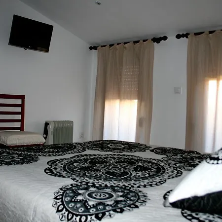 Turisticos Mirayuste *