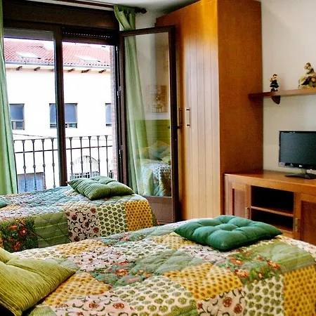 Turisticos Mirayuste