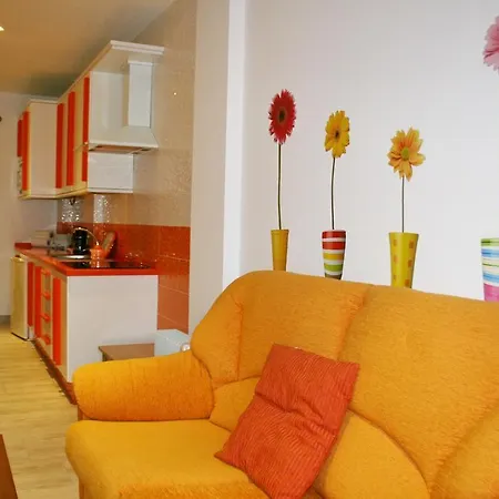 Apartman Turisticos Mirayuste *