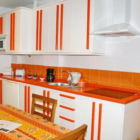 Turisticos Mirayuste Apartman