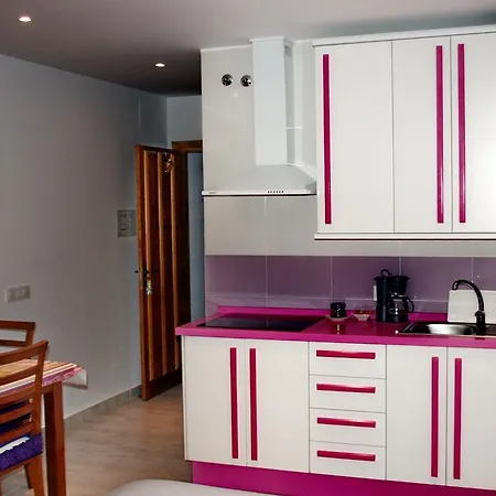 Apartman Turisticos Mirayuste *