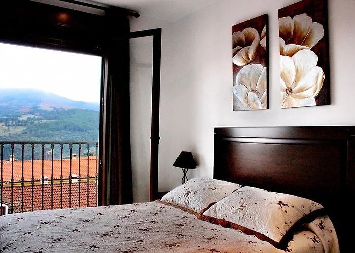 Turisticos Mirayuste Daire *