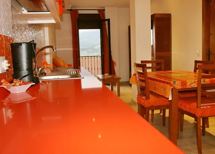 Turisticos Mirayuste